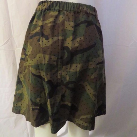 WOMENS AR SRPLS GREEN/BROWN/BLACK CAMOUFLAGE POLKA DOT SKIRT  SIZE 4 ELASTIC WAI - Picture 3 of 4